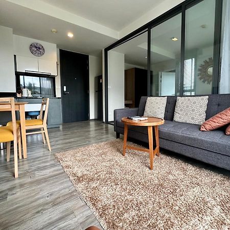Modern Apartment 211 The Deck At Patong Екстер'єр фото